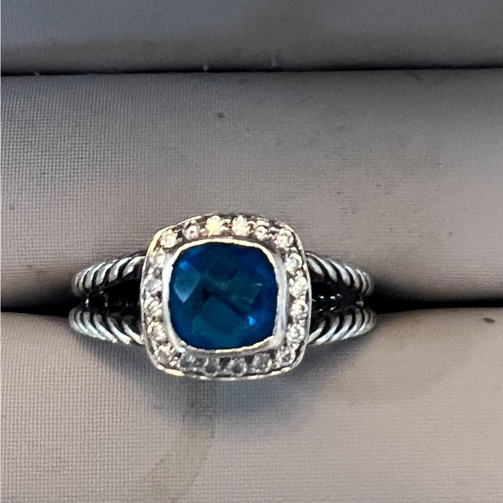 David Yurman Petite Albion Ring size 8